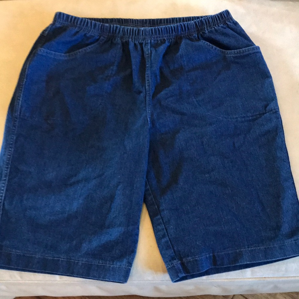 🌸JMS Denim Shorts with stretch waist